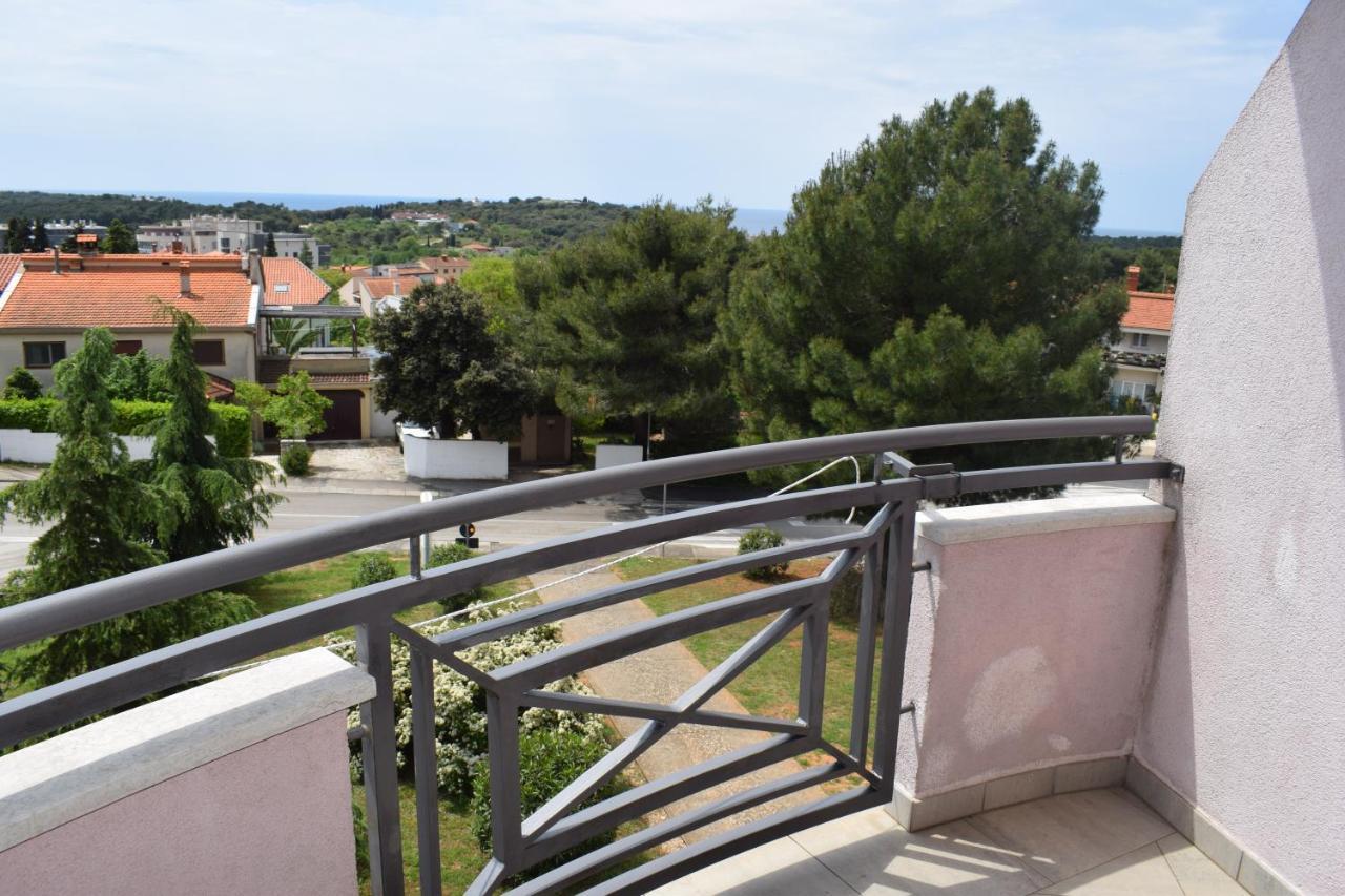 Esperanza Apartment Pula Bagian luar foto